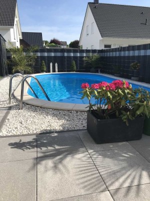 Einfamilienhaus mit Pool
