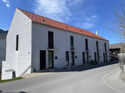 Modernes Reihenhaus für junge Familien in ruhiger Lage mit traumhaftem Bergblick