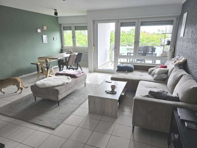 GROSSZÜGIG WOHNEN MIT FLAIR + KOMFORT! Feine 4 ZKB/Gä/WC, 116 m² großer Balkon, Tiefgarage