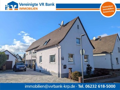 Freistehendes Einfamilienhaus mit großem Hof in ruhiger Lage