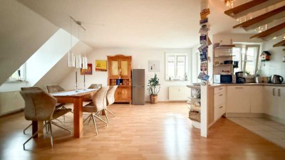 MITTEN IN DER ALTSTADT!  Charmante 2-Zimmer-Maisonettewohnung mit Balkon in Markdorf
