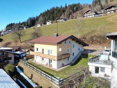 Großzügige Dachgeschoßwohnung am Sonnhang