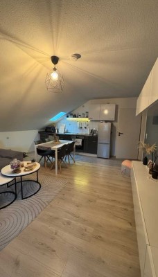 3 Zimmer DG-Wohnung in Wertheim mit frisch renoviertem Bad