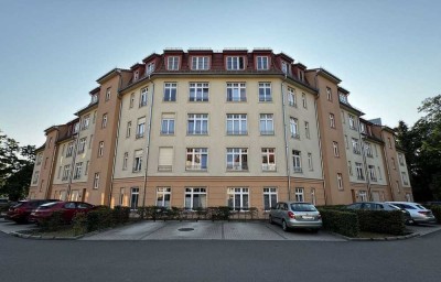 3-Zimmer-Neubau-Wohnung mit Terrasse & eigenem Stellplatz vor dem Haus