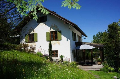 RARITÄT! Zauberhaftes Häuschen mit wunderschönem Gartenparadies!