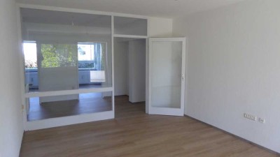 Helle, sehr ruhige 80qm-Wohnung mit Südbalkon zur Garten- u. Parkseite