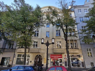 Zw. Theodor-Heuss-Pl. u. Lietzenseepark/Großzügige Altbauwohnung/Vollständig saniert