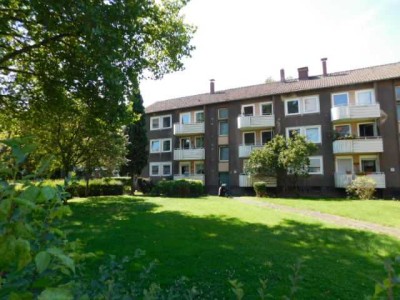 Schöne 3-Zimmerwohnung in ruhiger Lage mit Balkon und Laminat...