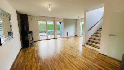 Trofaiach: Modernes Eckreihenhaus für die ganze Familie sofort beziehbar
