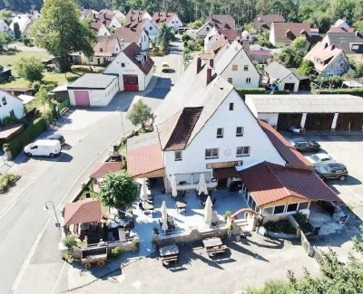 MFH mit alt eingesessener lukrativer Gastronomie