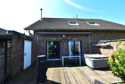 Exklusive Doppelhaushälfte mit Jacuzzi, Sauna & Traumblick in Bergheim-Büsdorf!