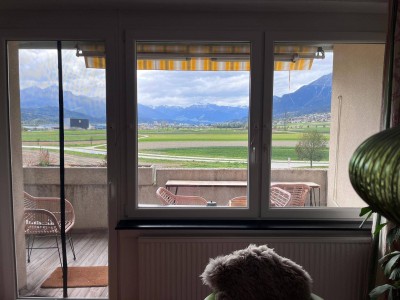 Große Wohnung mit Traum Ausblick in Hall