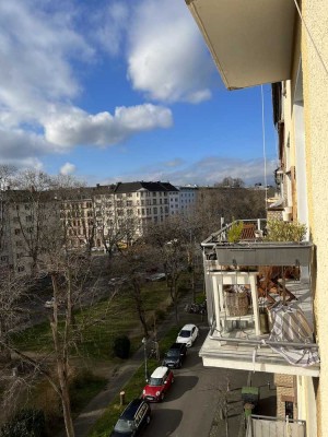 Frisch  sanierte 3ZKB 2x Balkon und EBK in MZ Neustadt, WG-fähig
