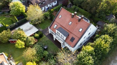 Provisionsfrei von Privat, 2025 kpl. renovierte DHH, uneinsehbarer schöner Garten, ruhige Lage,