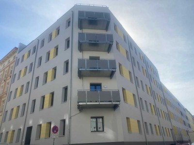 Luxuriöse 3-Zimmer-Wohnung mit Aufzug, Fußbodenheizung, Einbauküche, 2 Bädern & Wohnküche mit Balkon