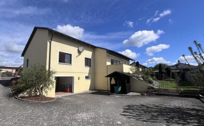 Einfamilienhaus mit wunderschönem Garten in Pirkensee