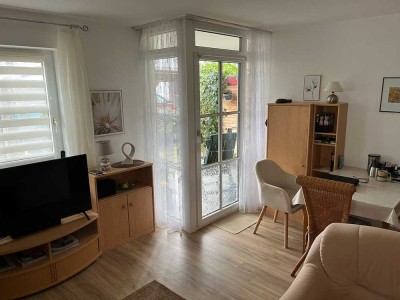 Schöne und gepflegte 3-Zimmer-EG Whg. mit Terrasse in toller Lage