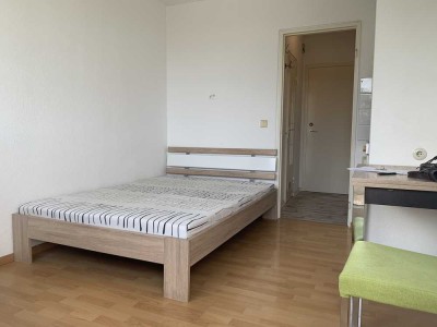 Helles Appartement mit Dachterrasse