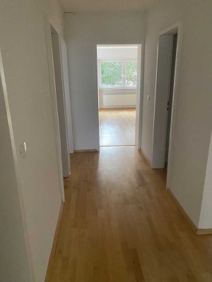Helle 3-Zimmer Wohnung im 3. OG in Pforzheim