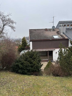 Leonberg- Top Lage mit Raum für Ihre Ideen