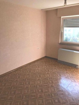 Geräumiges WG Zimmer im schönen Sindelfingen