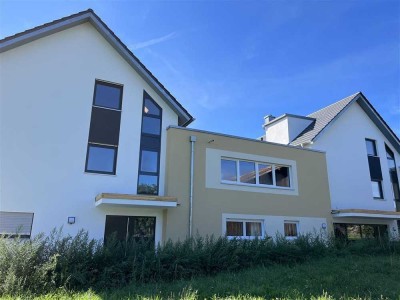 Sonnenverwöhnte 3,5-Zimmer Erdgeschosswohnung in ruhiger Lage