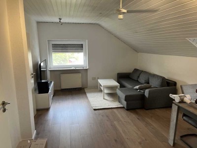 Gepflegte 2-Raum-Wohnung mit Balkon und Einbauküche in Schwarzach