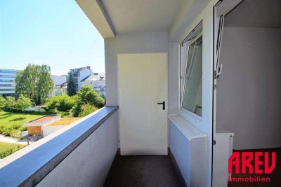 SCHÖNE 2-ZIMMERWOHNUNG IN ZENTRALE LAGE NÄHE DER DONAULÄNDE!