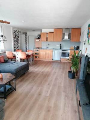 Geschmackvolle 2,5-Zi-Wohnung in Reichenbach a.F.
