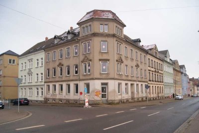 Mehrfamilienhaus zum Sanieren in Hainichen
