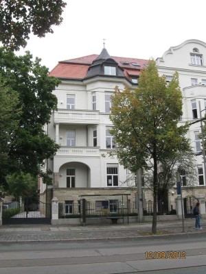 2-Raum Wohnung mit Balkon im Zentrum- Nordwest zu vermieten