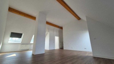 100 m² ERSTBEZUG NACH SANIERUNG!!!Einzigartige Maisonette-Wohnung im Herzen von Koblenz