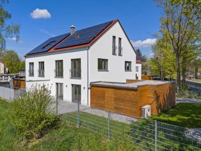 Neu! Top - Doppelhaushälfte mit EBK und Luxusausstattung