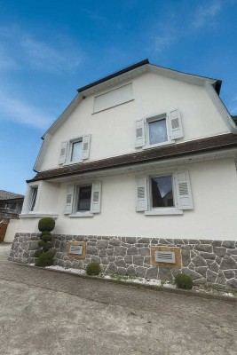 Geschmackvolle 4-Zimmer-EG-Wohnung in Altbauvilla in Lautenbach