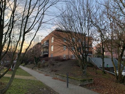 Erstbezug nach Sanierung - 2-Raum-Wohnung mit Süd-Balkon und Tiefgarage