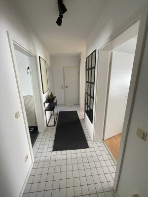 Ansprechende 3-Zimmer-Wohnung mit gehobener Innenausstattung mit EBK in Wörrstadt