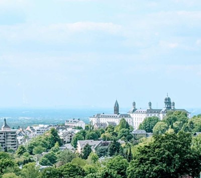 Terrassenwohnung mit Schloss & Domblick in 1A Lage