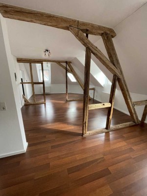 Topp-DG Wohnung 1,5 Zimmer und Einbauküche in Oestrich-Winkel perfekt für EBS
