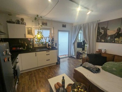2-Zimmer-Einliegerwohnung mit EBK in Niedernberg