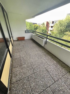 Familienwohnung mit Balkon
