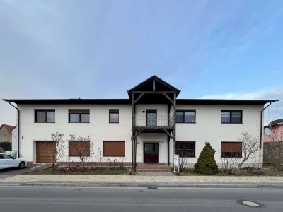 Leben im Grünen - 4-Zimmer Wohnung in Spröda mit Balkon und Garten
