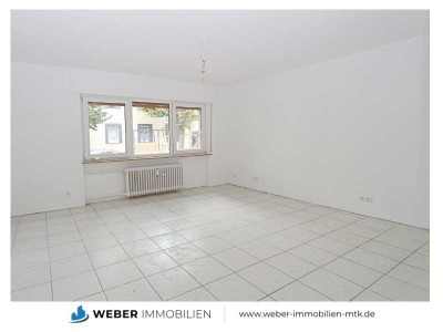 +++ 2,5 ZKB im Hochparterre + NEUES Tageslichtbad + SONNEN-Balkon + renoviert +++