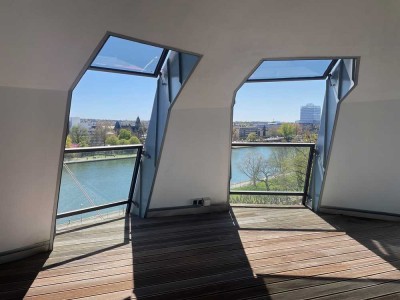 Penthouse-Maisonette für City Fans, direkt am Mainufer, großzügiger Grundriss