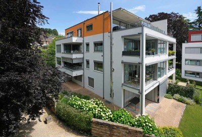 Von Privat: Luxuriös ausgestattete Wohlfühloase am See