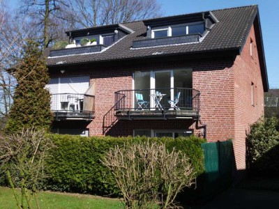 Sonnige, helle 3 Zimmer Wohnung mit Balkon in ruhiger Lage