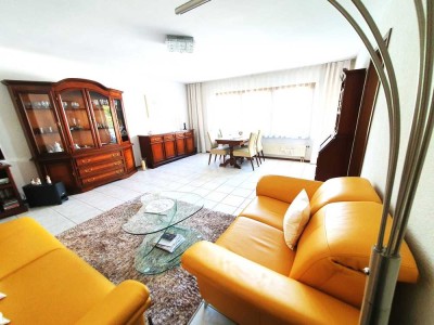 helle möblierte 3-Zimmer Wohnung mit Balkon und Tiefgaragenplatz in Bad Säckingen