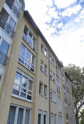 Kleine 3 ZKB Dachgeschoss  Wohnung ohne Aufzug  zu vermieten !