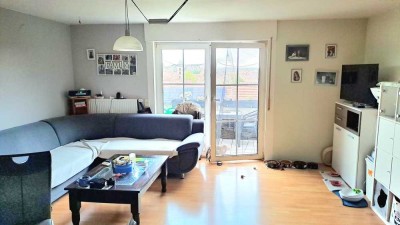 Wunderschöne, helle und ruhige 3 Zimmer Maisonettwohnung mit traumhaften Ausblick