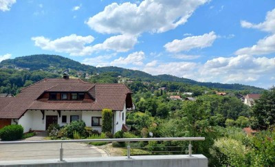 Moderne Neubauwohnung, barrierearm in ruhiger Sackgasse mit herrlichem Ausblick!