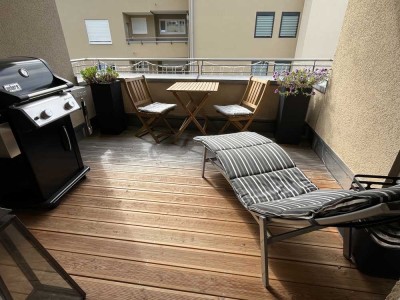 Geschmackvolle, gepflegte 2,5-Raum-Wohnung mit geh. Innenausstattung mit Balkon und EBK